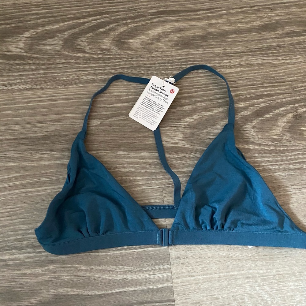 BNWT lululemon Simply There Triangle Bralette